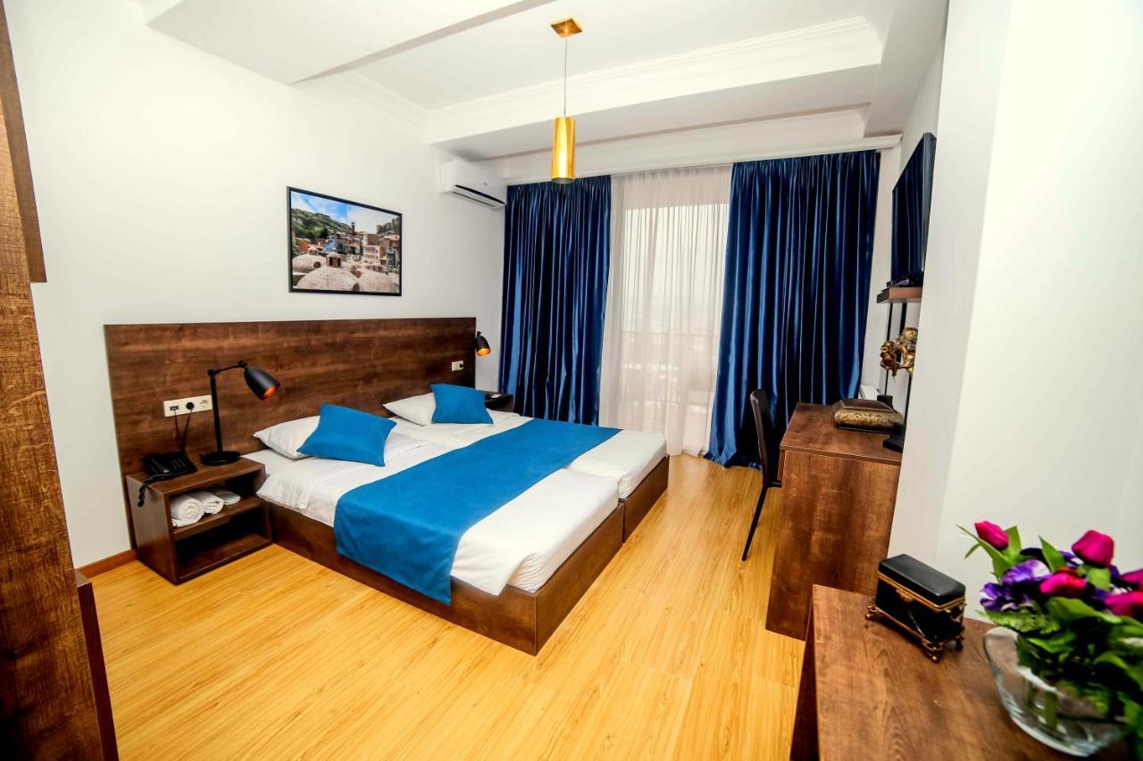 Tbilisi View Hotel Екстер'єр фото